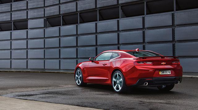 Por sus bodas de oro, la General Motors ha lanzado una edición limitada del deportivo: el Camaro Fifty. El Perú ha sido elegido como una de las plazas en donde se comercializará el automóvil. (Foto: Chevrolet)