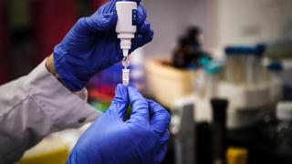 Industria farmacéutica cree en una vacuna en el 2020 contra el coronavirus