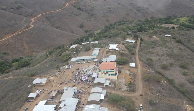 FOTO 10 | Predios rurales: 5.    Si el predio se ubica en zona no catastrada, presentará certificado negativo de zona catastrada emitido por la autoridad competente y, el plano perimétrico en coordenadas UTM, acompañado de su memoria descriptiva donde se indique el área, linderos y medidas perimétricas,  elaborados y firmados por un profesional inscrito en el Índice de Verificadores de la Sunarp.