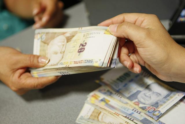 En agosto, el ratio de morosidad del crédito vehicular fue de 3.99% lo que significó un aumento de 0,04 puntos porcentuales frente a julio.