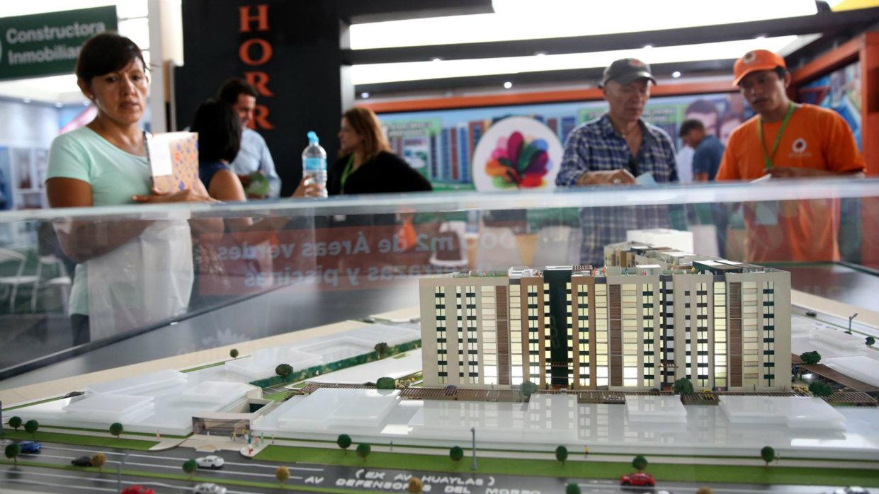 “Si las tasas de interés bajaran al 6% la cantidad de créditos hipotecarios al mes o al año se duplicaría”, indicó Carlos Bruce (Foto: Andina).