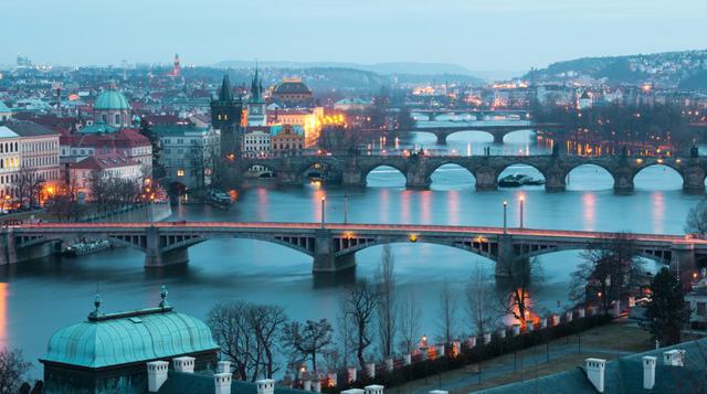 Praga, en República Checa, es el destino ideal para aquelos que prefieren los viajes con un alto valor cultural.