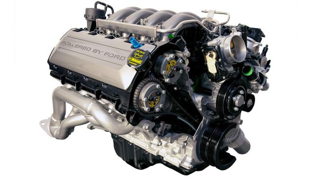 FOTO 8 | El nuevo V8 de 5.0 litros rediseñado de Ford ganó elogios por su eficiencia de combustible sorprendentemente frugal y su impresionante rendimiento. (Foto: Ford)