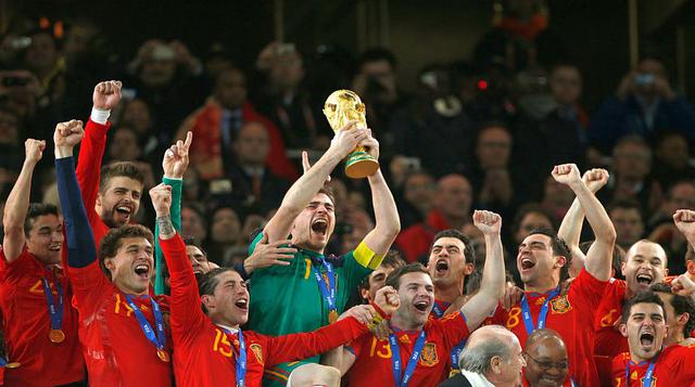 El campeón del torneo no solo llevará la gloria, sino también un jugoso premio de 35 millones de dólares. En Sudáfrica 2010, la selección española se llevó 30 millones. (Fuente: dprts.com)