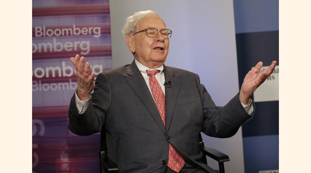 125 acciones de Berkshire Hathaway Stock (1962). Hace más de cincuenta años una acción en la firma de Warren Buffett costaba US$ 8; hoy sus US$ 1,000 tienen un equivalente de US$ 24.5 millones. (Foto: Bloomberg)