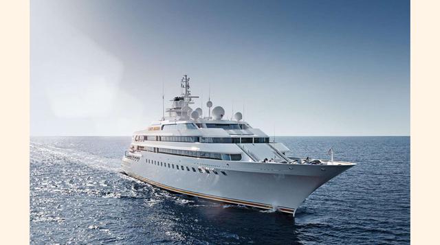 DAMA MOURA – US$ 210 millones.La venerable señora Moura, construida en 1990 por el astillero Blohm   Voss, es el yate más antiguo de nuestra ronda y ha sido sede de lujosas visitas a lo largo de los últimos 26 años, entre ellos la del ex presidente George