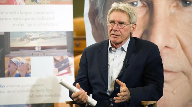 Harrison Ford, legendario Han Solo: "Carrie era única, brillante, original. Divertida y emocionalmente intrépida, vivió su vida con valentía".