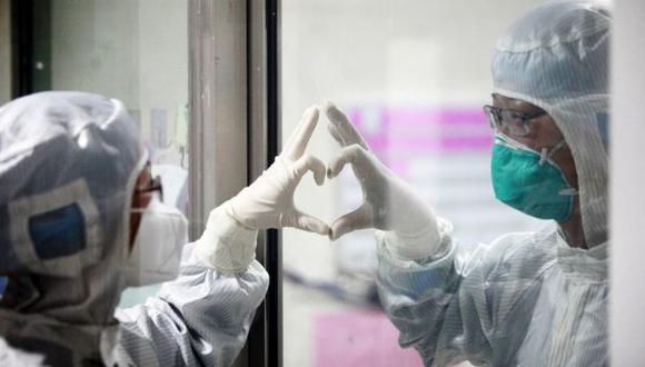 Según las autoridades chinas, el nuevo coronavirus fue detectado en diciembre y China compartió a principios de enero su código genético con la Organización Mundial de la Salud (OMS). (BBC)