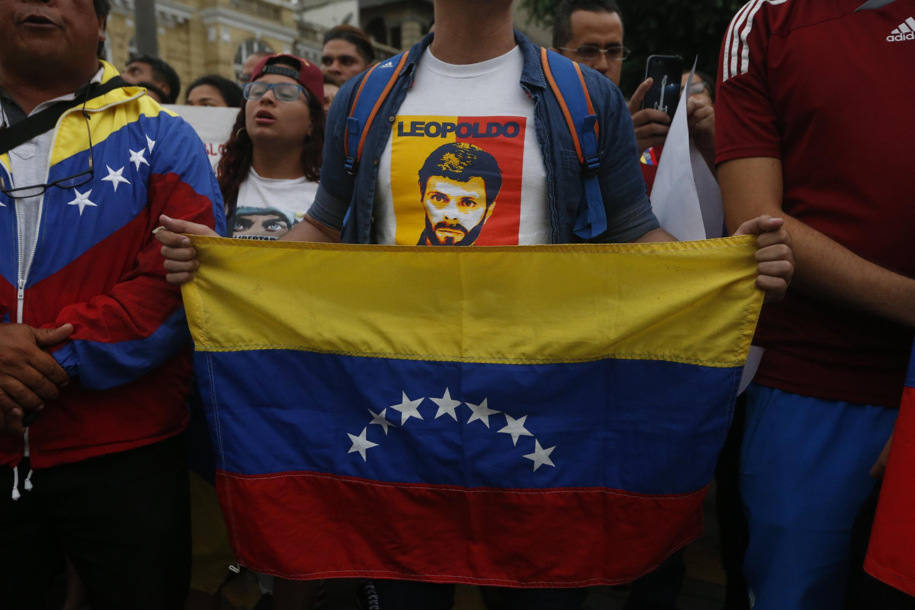 El Gobierno no ha manejado correctamente la migración venezolana, según Elmer Cuba. (Foto: GEC)