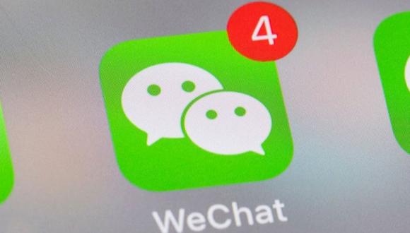 WeChat es una de las principales fuentes de noticias para los chinos, cuenta con una especie de “muro” al estilo de Facebook donde colgar fotos o comentarios y compartirlos con contactos. (Foto: Getty)