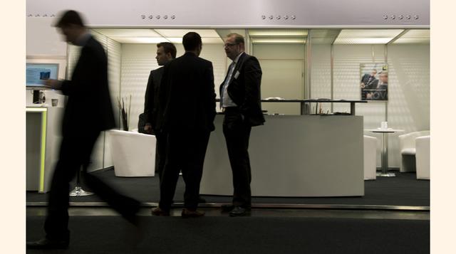 Los servicios de finanzas es el segundo sector con márgenes de beneficio netos. Según Forbes, estos ascienden a 17.3%.