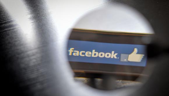 Facebook afirma que no permitirá ataques contra personas por su orientación sexual o su identidad de género. (Foto: AFP)