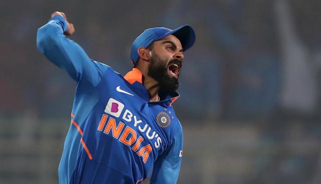 Virat Kohli genera 196 mil dólares por cada post en Instagram. (Foto: AFP)