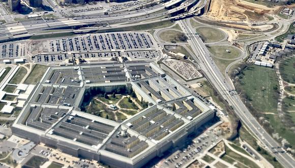 Imagen de archivo | Esta fotografía aérea tomada el 8 de marzo de 2023 muestra el Pentágono, la sede del Departamento de Defensa de EE. UU., ubicada en el condado de Arlington, al otro lado del río Potomac desde Washington, DC. (Foto de Daniel SLIM / AFP)