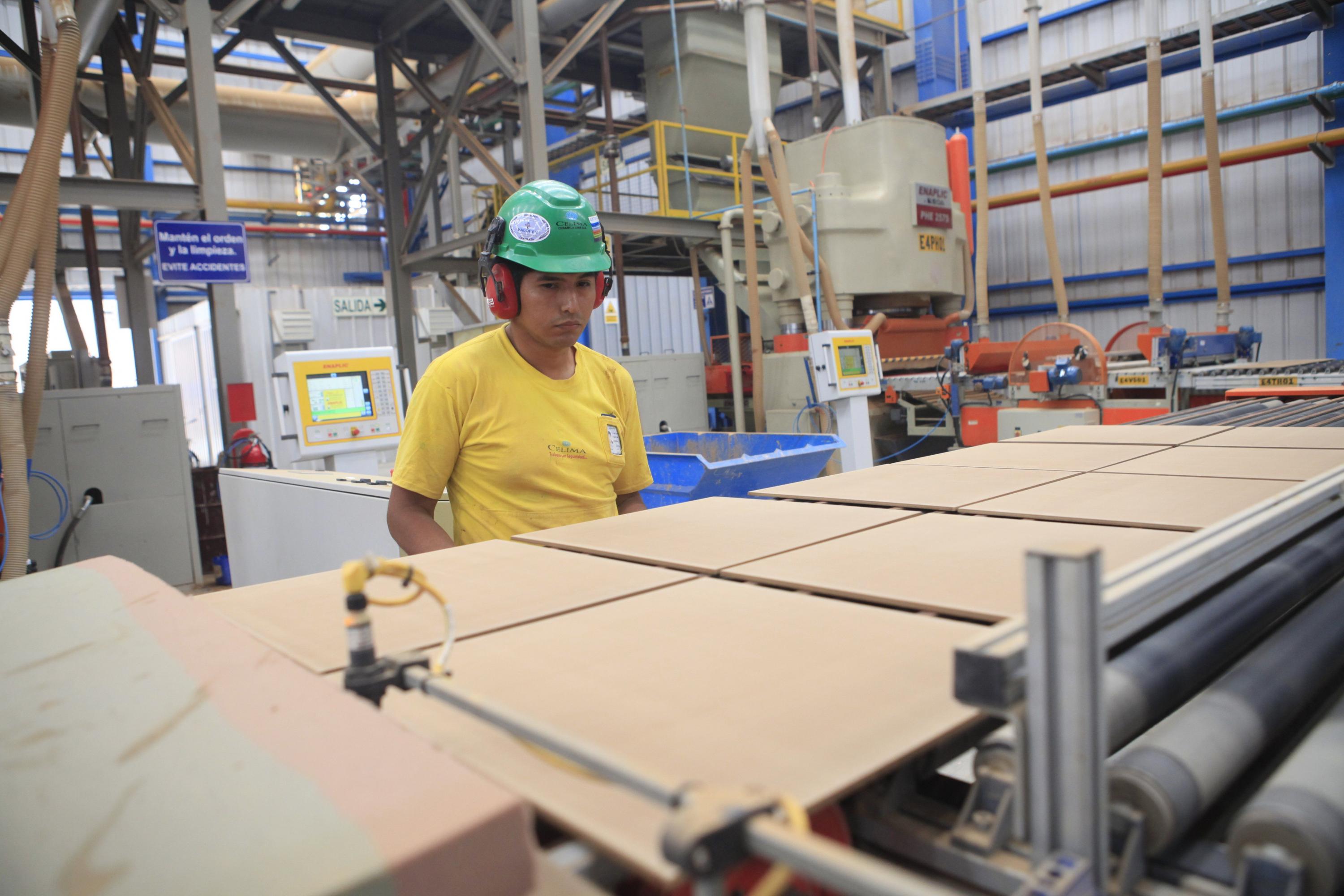 El auge de la construcción en Estados Unidos presenta una gran oportunidad para el abastecimiento de pisos cerámicos.