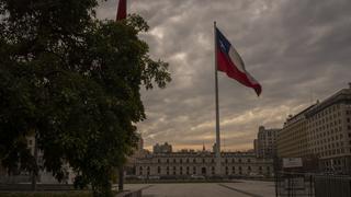 FMI prevé contracción de economía chilena de 1.3% en el 2023