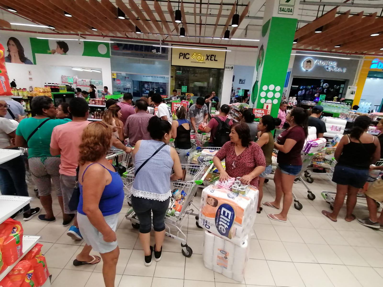 iGremio invocó a los consumidores a realizar sus compras de manera usual, no almacenar productos y mantener la calma. (Foto: GEC)
