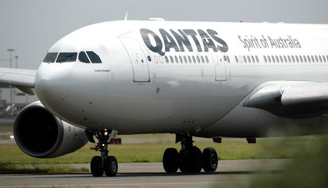 FOTO 8 | 8. Qantas Airways
Skytrax ha situado a Qantas Airways en la octava posición del ranking, tres puestos más arriba que el año pasado, y la considera como la mejor aerolínea de la región de Oceanía/Pacífico. Fundada en 1920, se trata de la primera compañía aérea de Australia. (Foto: Cameron Spencer / Getty Images).