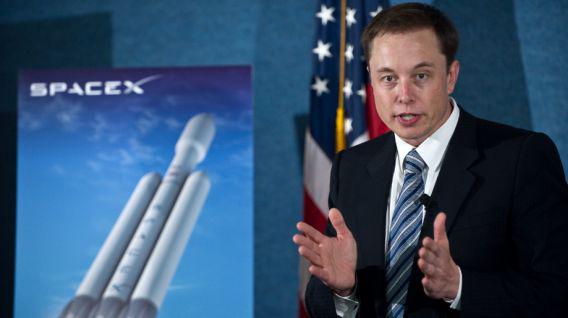 Elon Musk es director general de SpaceX, de Tesla Motors, presidente de SolarCity y copresidente de OpenAI. (Foto: AFP)