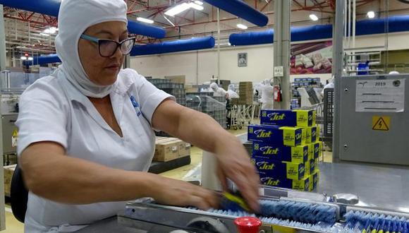 La negociación de acciones de Nutresa, que fabrica bienes como café, galletas, pasta y carne, se suspendió el miércoles por la noche tras la noticia de la OPA. (Foto: Reuters)