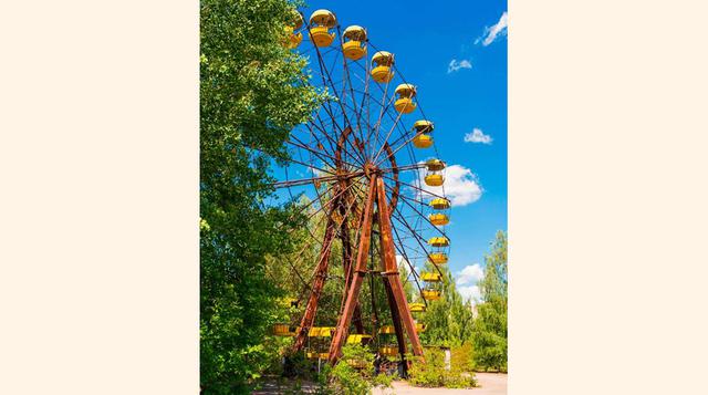 FOTO 8 | Pripyat - Ucrania, uno de los mayores desastres nucleares de la historia fue lo que convirtió a Pripyat en una ciudad fantasma. Pripyat fue construida expresamente para las familias de los trabajadores de la central nuclear de Chernóbil.