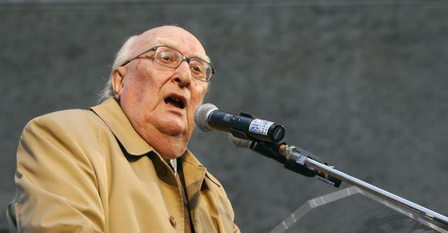 FOTO 5 | ANDREA CAMILLERI
El escritor italiano falleció a los 93 años el 17 de julio.  (Foto: AP)