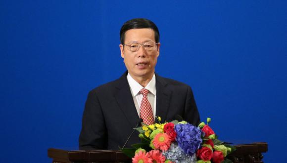 El viceprimer ministro de China, Zhang Gaoli, pronuncia un discurso durante el Foro de Comercio e Inversión Filipinas-China en el Gran Palacio del Pueblo en Beijing el 20 de octubre de 2016. (WU HONG / AFP).
