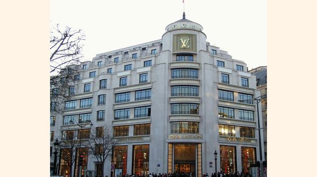 La casa Louis Vuitton apuesta siempre por famosos creativos para mostrar sus nuevas colecciones en sus escaparates. (Foto: structurae)