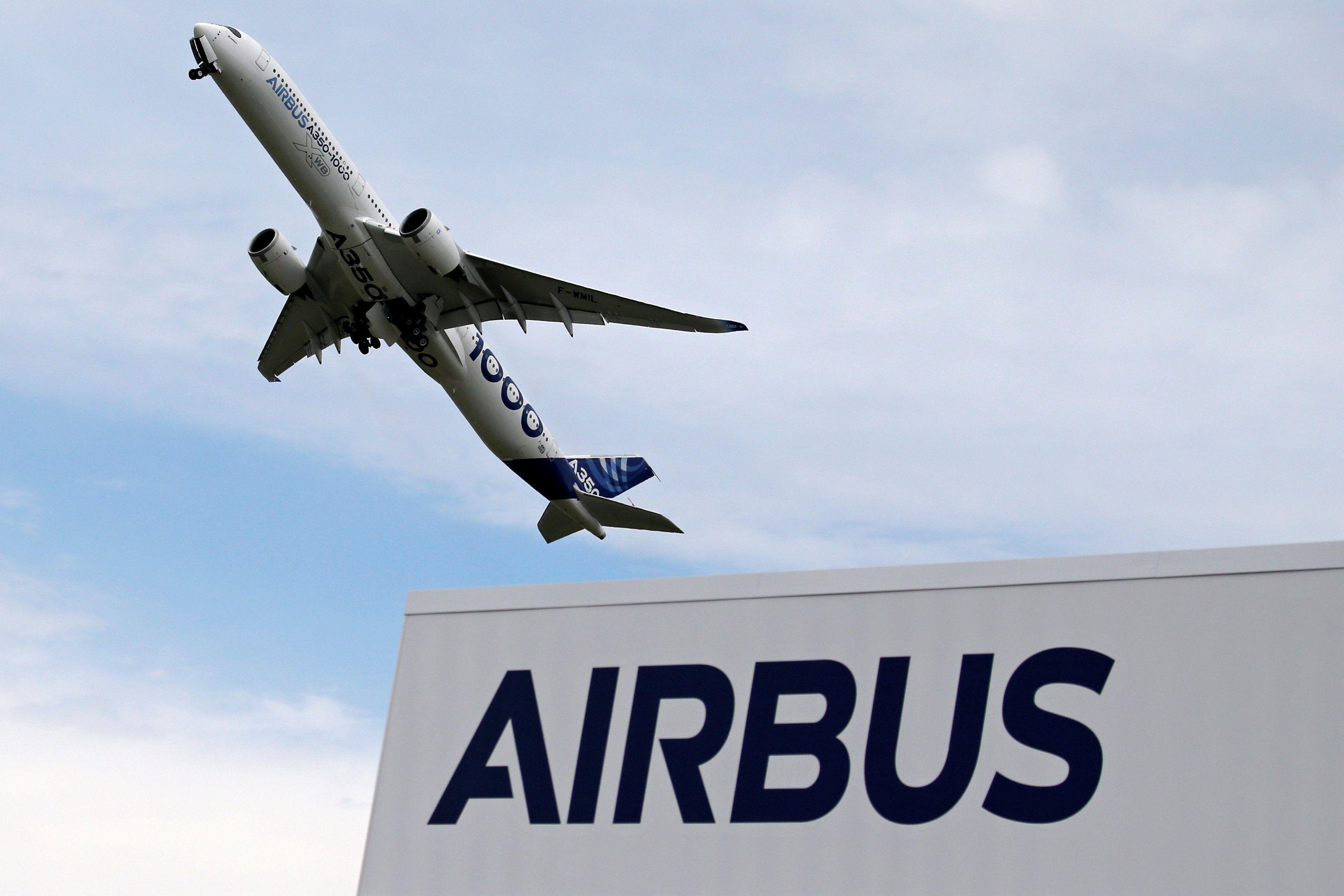 La transformación, una vez extraídos esos asientos, se realiza en apenas un par de horas, precisaron fuentes de Airbus. (Foto: Reuters)