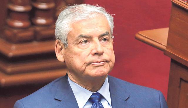 FOTO 2 | César Villanueva (Jefe del Gabinete). La desaprobación del titular de la PCM llega a 48%, sube dos puntos con respecto al mes pasado. Su mayor rechazo está en el segmento A/B, con 54.3%, y en el sur, con 53.6%.
Su aprobación es de 26%, la más baja de los últimos cuatro meses.En solo 30 días cayó siete puntos.