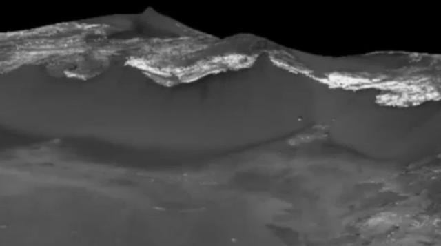 Los resultados muestran la presencia de sales hidratadas. Las sales permiten que el agua permanezca líquida a temperaturas muy bajas, de hasta 70 grados bajo cero.  (Foto: Reuters)