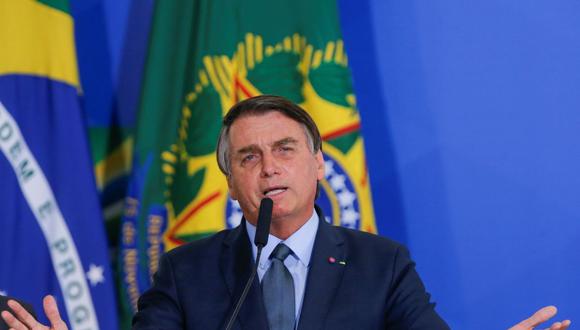 El presidente de Brasil, Jair Bolsonaro, habla durante una ceremonia de inauguración del nuevo ministro de Salud Eduardo Pazuello en el Palacio Planalto en Brasilia, Brasi. (REUTERS/Adriano Machado).