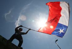 Desconfianza hacia instituciones del Estado en Chile se dispara en diez años