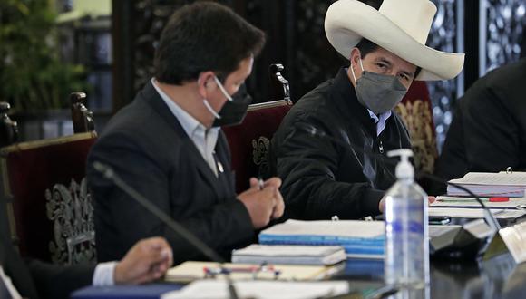 Enrique Castillo: "Pocas veces un gobierno y un primer ministro le han dado a un Congreso tantos motivos para censuras”. (Foto: Presidencia Perú).