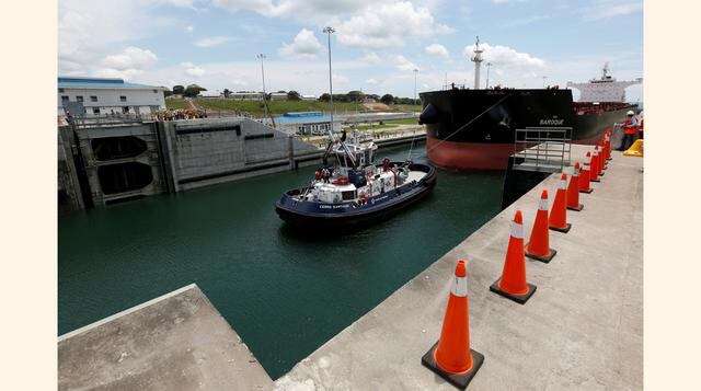 Las empresas europeas que construyeron las nuevas esclusas informaron que las estructuras ya trabajaban a plena capacidad desde el 31 de mayo, después de haber superado más de 1,000 pruebas virtuales, 300 escenarios posibles distintos y 120 esclusajes. (F