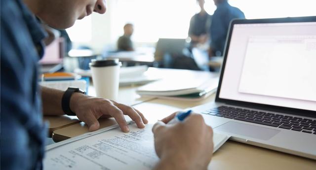 FOTO 3 | 3) Muestra el trato que le damos a los demás