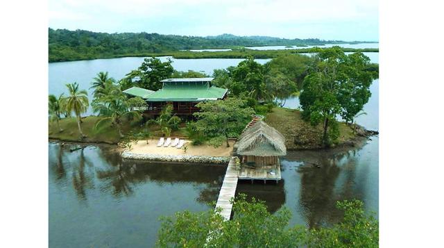 Isla Paloma. La más barata de la lista está a la venta por US$ 400,000 en la zona norte de Panamá. Incluye una casa con dos habitacines. (Foto: businessinsider)