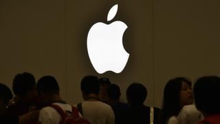 Acciones de Apple caen porque protestas en fábricas chinas podrían afectar a envíos del iPhone