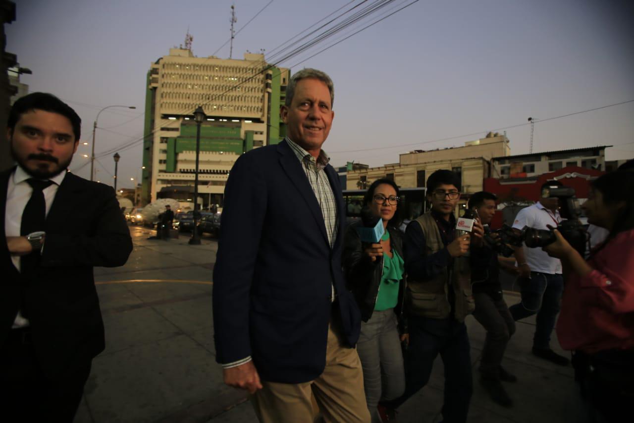 Alfredo Thorne acudió este jueves a la Prefectura de Lima para visitar al ex presidente Pedro Pablo Kuczynski. (Foto: Jessica Vicente / GEC)