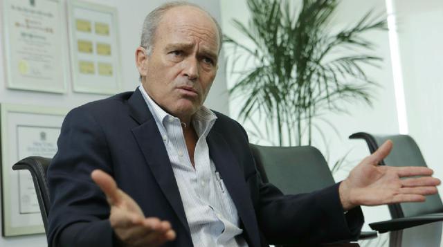 Lunes. El nuevo presidente de la Confiep, "Roque Benavides":http://gestion.pe/economia/roque-benavides-debemos-orientar-recursos-panamericanos-2019-reconstruir-norte-2184417, propuso cancelar la organización de los Juegos Panamericanos 2019 para