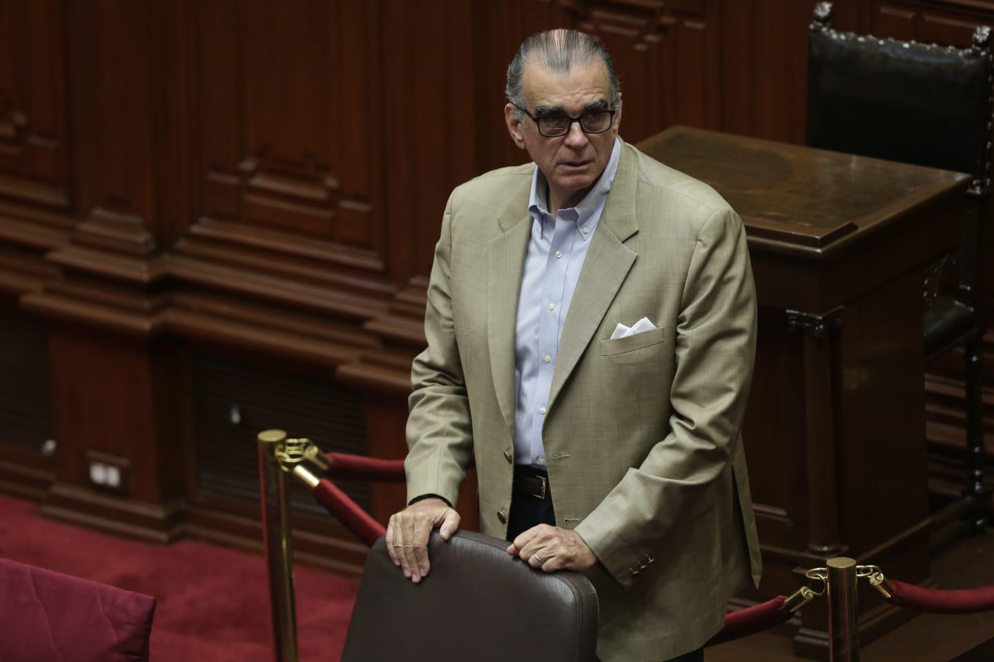 Olaechea indicó que el pleno del Parlamento no puede ser considerado "una sucursal del Ejecutivo" y defendió el su accionar el 30 de setiembre previo a la disolución del Congreso. (Foto: GEC)