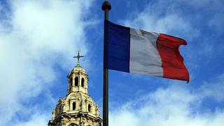 Francia dice que hacia el 2015 cumpliría objetivo de déficit fiscal