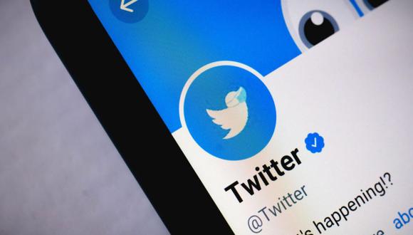 Los usuarios de Twitter Blue pueden editar sus tuits, publicar contenido de hasta 10,000 caracteres y conseguir que el algoritmo de la plataforma impulse sus tuits. (Foto: Twitter)