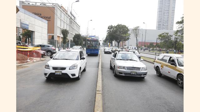 El taxi, con su 7.3% de preferencia, es utilizado mayormente por los ciudadanos de NSE alto y medio (13.1%).