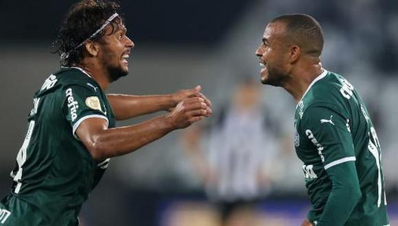 Los futbolistas, que entonces compartían en el Palmeiras de Sao Paulo, acudieron a las autoridades luego de reclamar en vano su dinero.