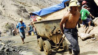 Ocho mineros mueren asfixiados en mina informal de La Libertad
