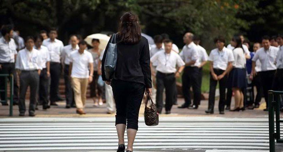 “Hay más demanda de bonos sociales y, poco a poco, más inversores se interesan en invertir con perspectiva de género”, señaló.