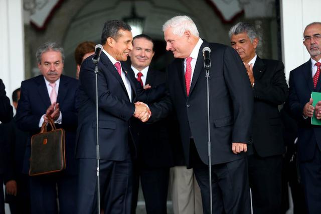 Luego de la reunión ambos mandatarios realizaron una declaración conjunta a la prensa. (Foto: Presidencia)