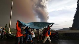 Filipinas: más de 7,740 evacuados por erupción del volcán Taal, que ya escupe lava