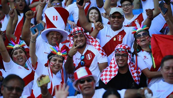 Ejecutivo declaró el lunes 13 de junio día no laborable para que hinchas puedan ver el partido Perú vs. Australia por el repechaje al Mundial Qatar 2022. (Foto: Daniel Apuy/@photo.gec)